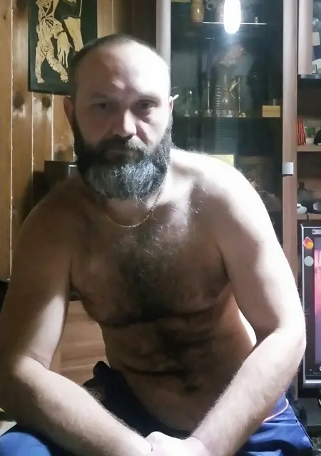 Я Alex, 42, знакомлюсь на одну ночь в Зеленограде