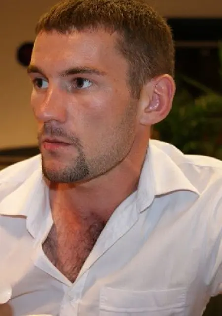 Петр из Балтийска, ищу на сайте знакомства на одну ночь