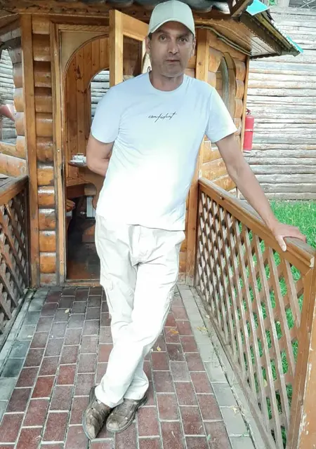 Петро из Химок, мне 54, познакомлюсь на одну ночь