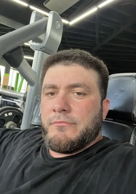 Алик из Москвы, мне 37, познакомлюсь для открытые отношения