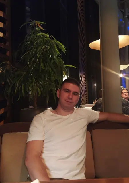 Игорь из Волгограда, ищу на сайте знакомства без обязательств