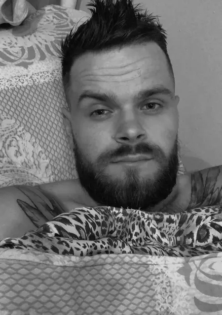 Вадим из Долгопрудного, ищу на сайте приятное времяпровождение