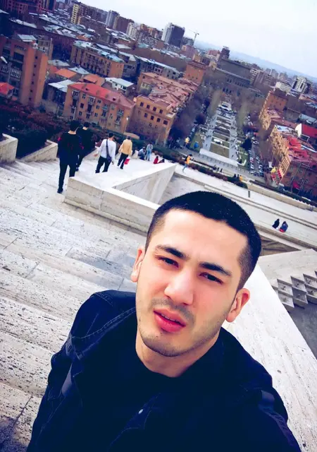 Я Саша, 29, знакомлюсь для приятного времяпровождения в Воронеже