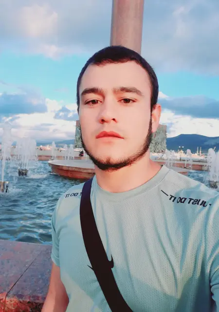 Я Диман, 30, знакомлюсь на одну ночь в Новороссийске