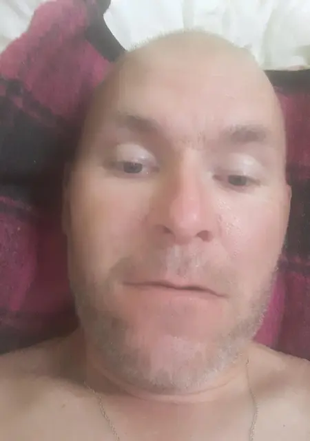 Я Михаил, 45, из Калининграда, ищу знакомства без обязательств