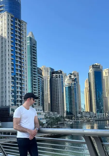 Я Максим, 31, из Москвы, ищу знакомство для общения