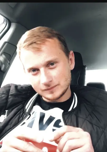 Дима из Винницы, ищу на сайте знакомства на одну ночь