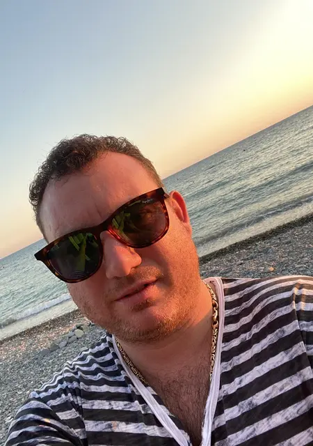 Я Zolotoy, 41, из Раменского, ищу знакомство для совместных путешествий