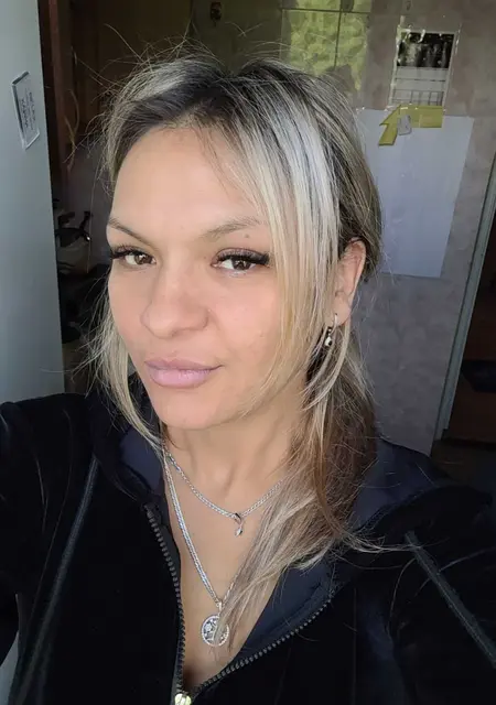 Я Инна, 30, из Люберец, ищу знакомства на одну ночь