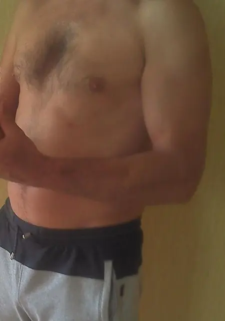 Влад из Анапы, мне 50, познакомлюсь на одну ночь