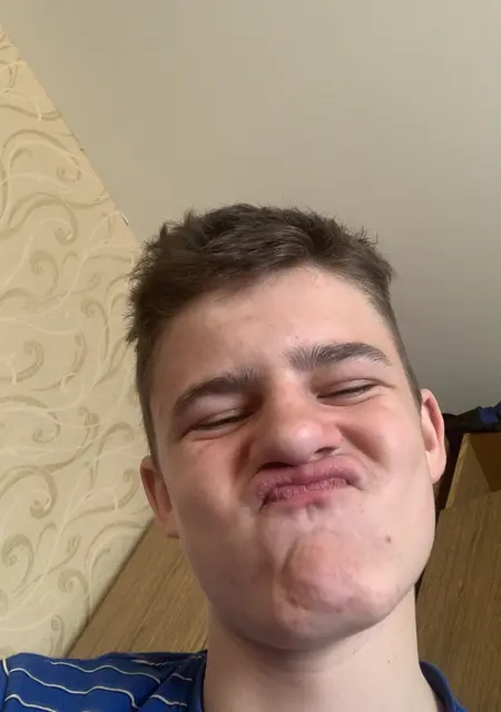 Я Иван, 25, знакомлюсь на одну ночь в Дзержинске