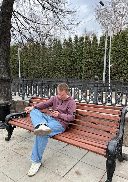 Денис из Королева, мне 20, познакомлюсь на одну ночь