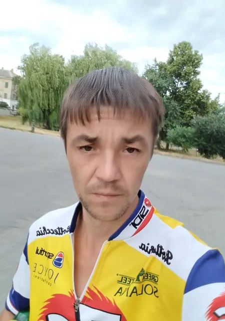 Евгений из Павлограда, ищу на сайте знакомства на одну ночь