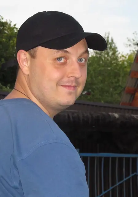 Я Алекс, 41, знакомлюсь на одну ночь в Рязани