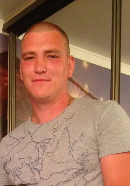 Максим из Самары, мне 40, познакомлюсь на одну ночь