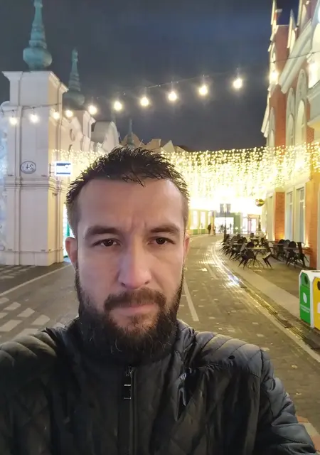 Я Алексей, 39, из Курчатова, ищу знакомство для приятного времяпровождения