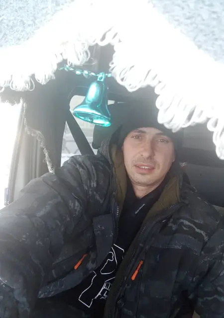 Андрей из Новоалтайска, мне 38, познакомлюсь для общения