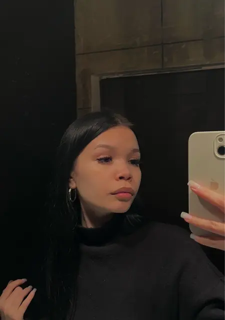 Я Алина, 19, из Уфы, ищу знакомство для общения