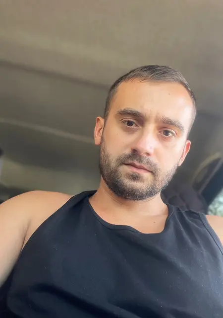 Александр из Ставрополя, мне 29, познакомлюсь для приятного времяпровождения