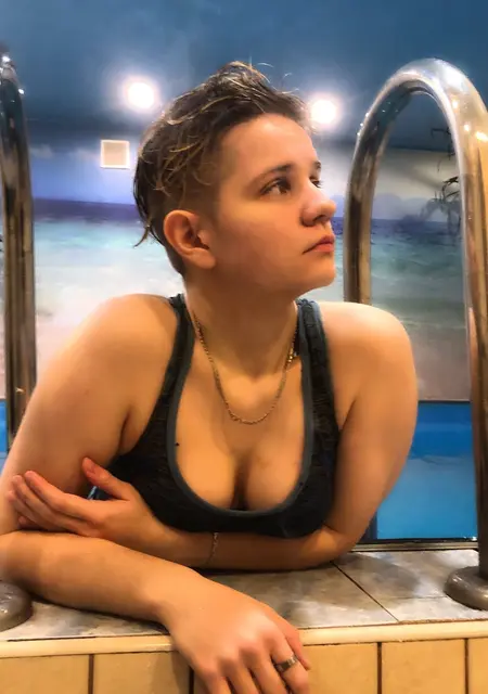 Я Лена, 21, знакомлюсь без обязательств в Москве