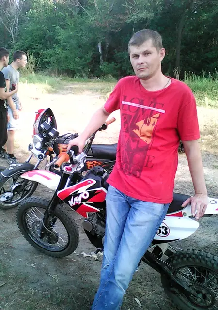 Вадим из Сызрани, ищу на сайте знакомства без обязательств