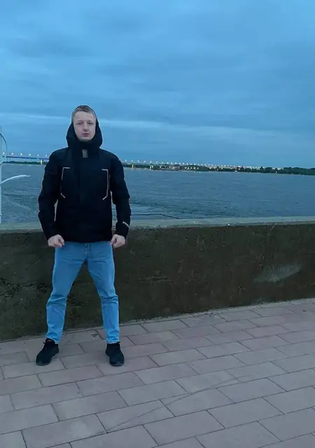 Павел из Волжского, ищу на сайте знакомства на одну ночь