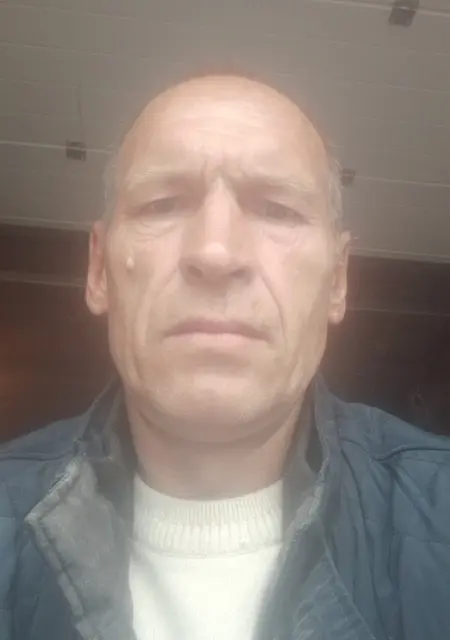 Я Евгений, 53, знакомлюсь на одну ночь в Томске