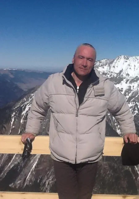 Я Ильшат, 48, знакомлюсь для постоянных отношений в Набережных Челнах