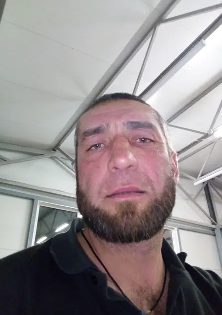 Александр из Альметьевска, мне 46, познакомлюсь без обязательств