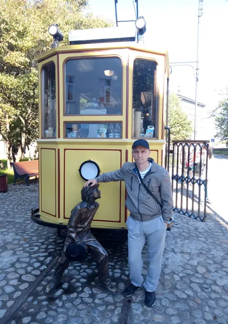 Саша из Выборга, мне 46, познакомлюсь без обязательств