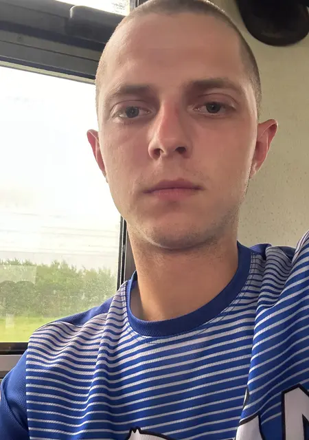 Максим из Уссурийска, мне 21, познакомлюсь на одну ночь