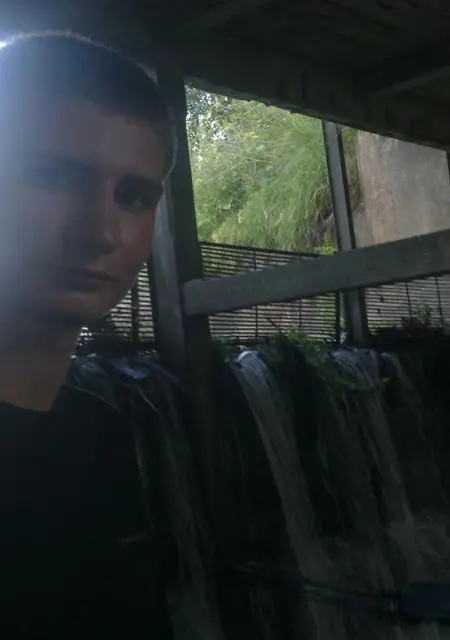 Максим из Калуги, ищу на сайте приятное времяпровождение