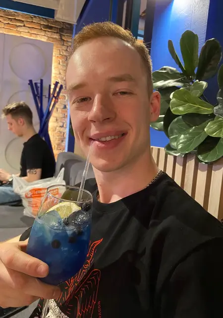 Марк из Пушкина, ищу на сайте дружбу