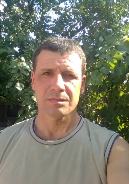 Я Игорь, 55, из Шахт, ищу знакомства без обязательств