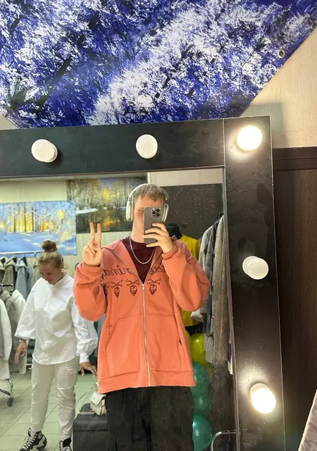 Я Тема, 23, знакомлюсь на одну ночь в Ханты-Мансийске