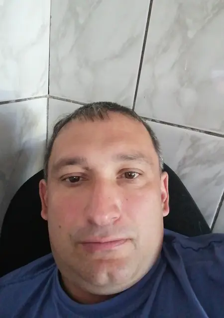 Риналь из Казани, ищу на сайте знакомства на одну ночь