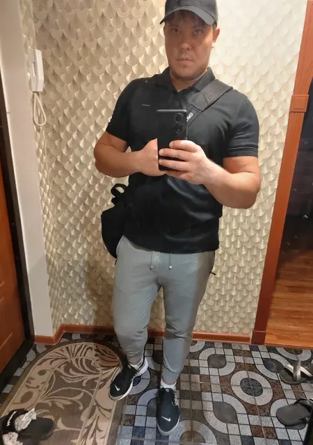 Я Артем, 40, знакомлюсь без обязательств в Ростове-на-Дону