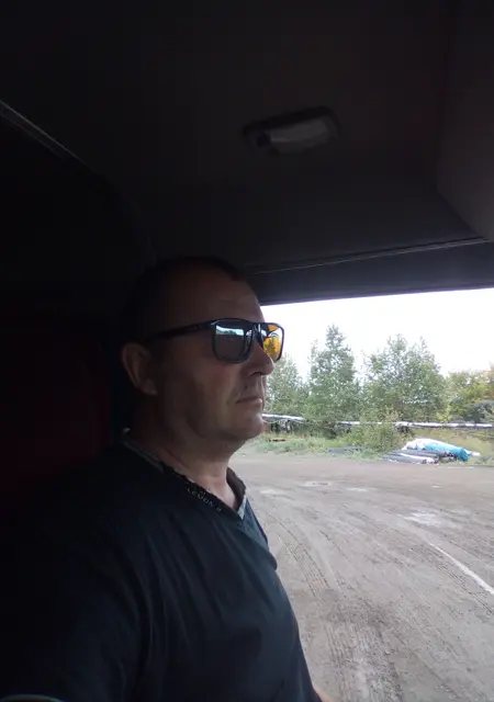 Андрей из Ангарска, ищу на сайте знакомства без обязательств