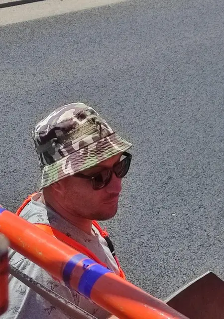 Алексей из Сак, ищу на сайте знакомства на одну ночь