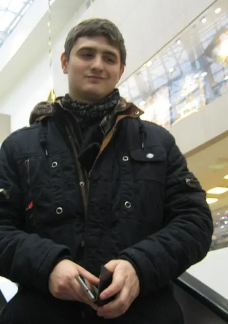 Я Валера, 30, из Барановичей, ищу знакомства на одну ночь