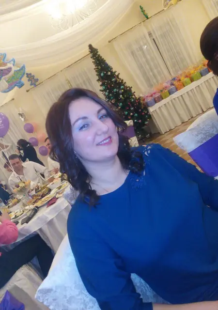 Я Анна, 43, из Рязани, ищу знакомства без обязательств