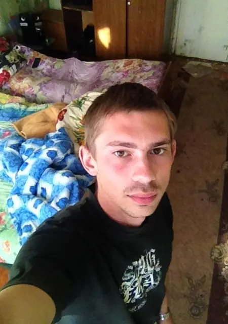 Андрей из Валуек, ищу на сайте знакомства на одну ночь