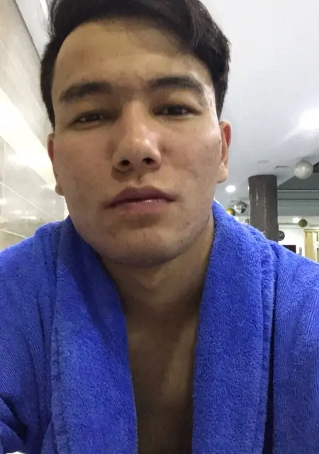 Я Алдияр, 27, из Шымкента, ищу знакомства без обязательств