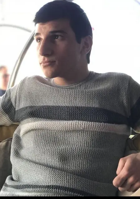 Я Фарид, 31, знакомлюсь без обязательств в Волгограде