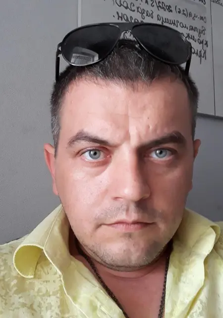 Николай из Ейска, мне 45, познакомлюсь без обязательств