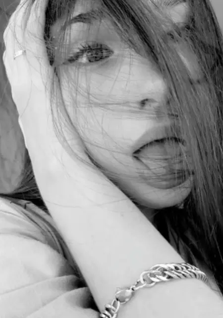 Я Alexis, 26, из Энгельса, ищу знакомства на одну ночь