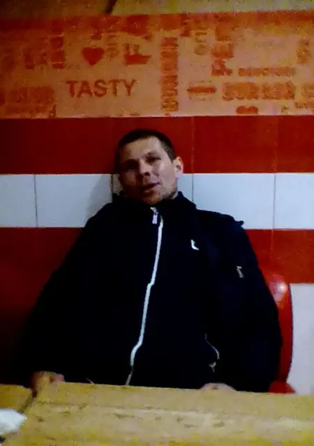 Я Леонид, 45, из Видного, ищу знакомства на одну ночь