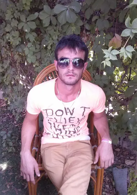 Я Синан, 36, из Кстова, ищу знакомства без обязательств