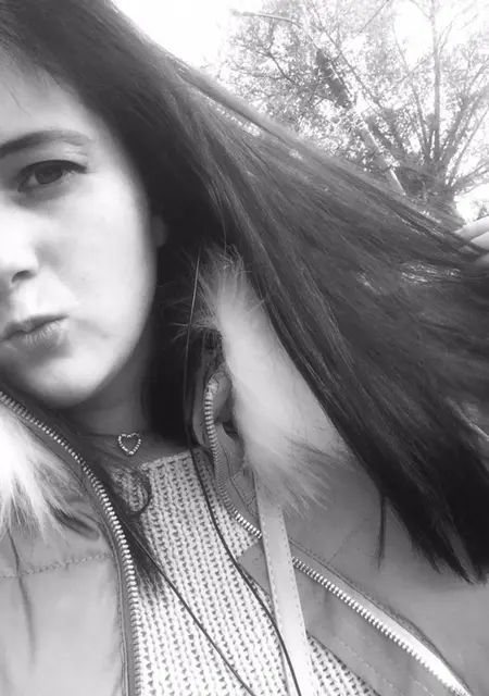 Я Валерия, 27, из Калуги, ищу знакомство для приятного времяпровождения