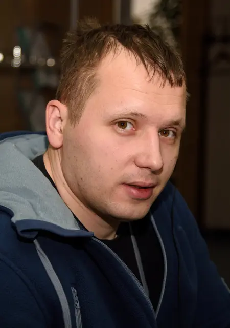 Я Денис, 40, из Сарова, ищу знакомства без обязательств